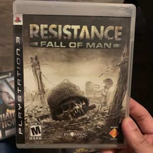 ps3   game  resistance fall of man